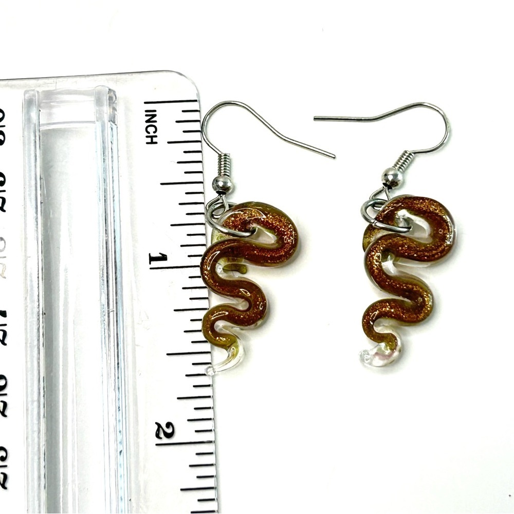Glass Snake Earrings Gold Sparkle - Picture 5 of 5